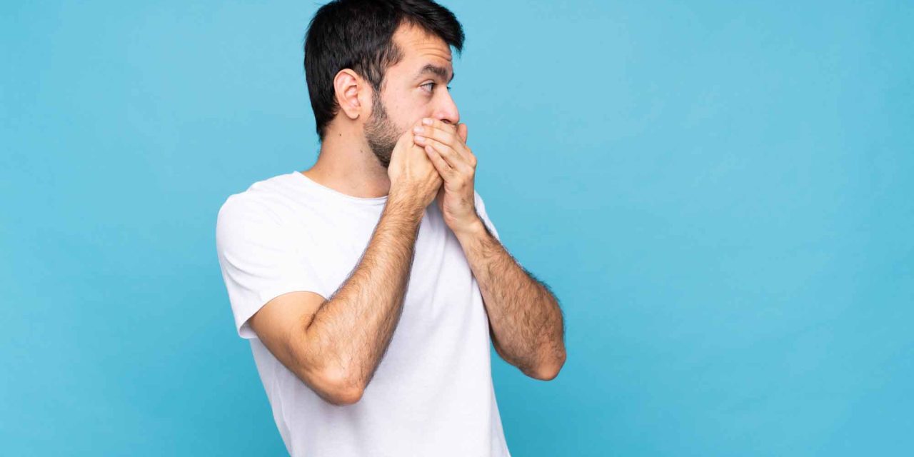 عواملی که به بوی بد دهان منجر می‌شوند و چگونه می‌توان آن را کنترل کرد …